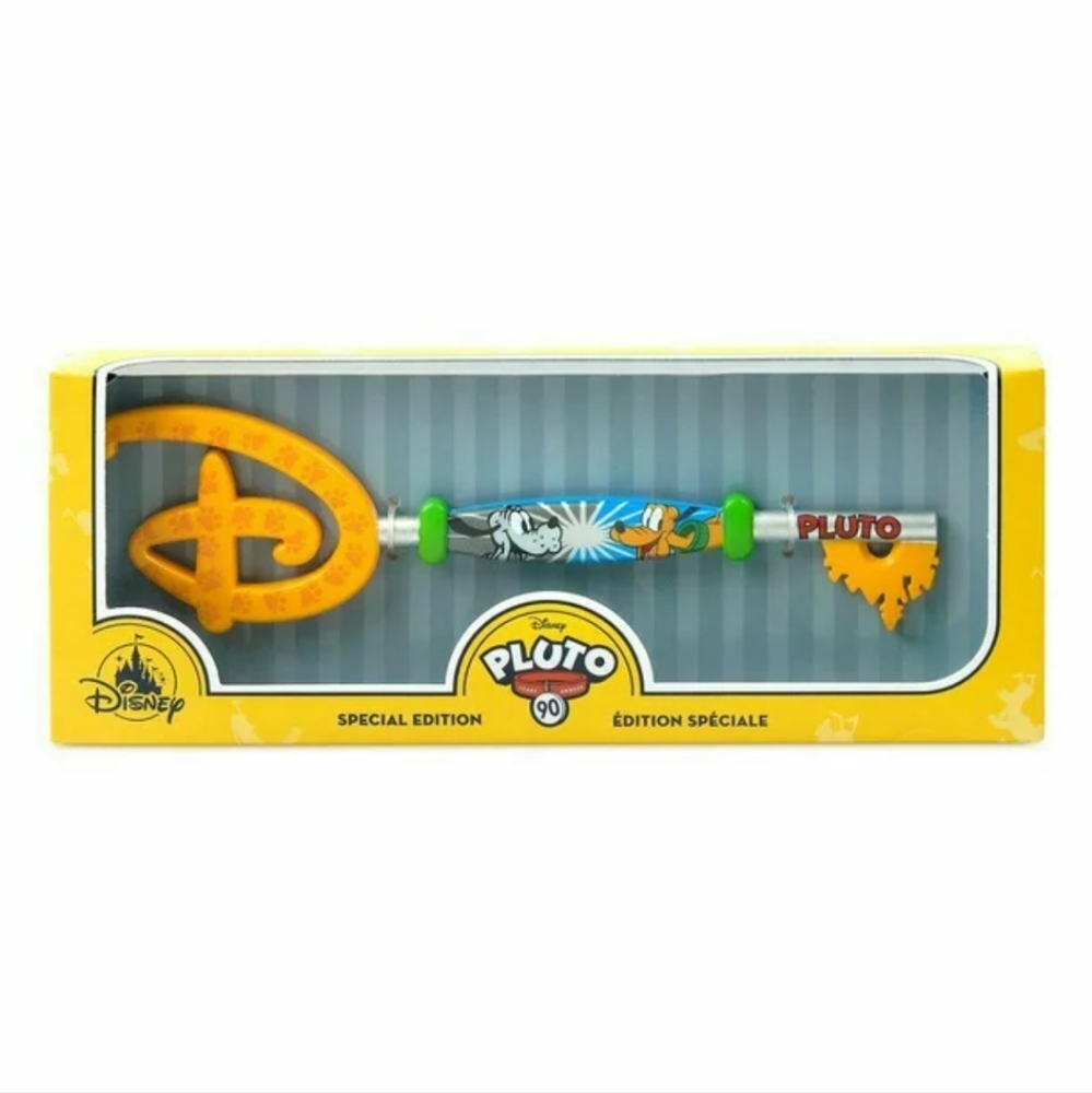 NWT Disney Store Pluto 90th Anniversary Collectible Key yellow paw print cartoon